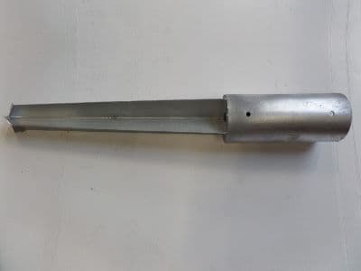 Jordspyd rund stolpe kraftig 121×900 mm varmforsinket