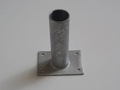Stolpeholder rund stolpe Ø55 mm varmforsinket